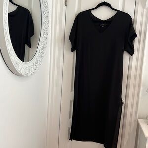 Black Midi Slit Babaton Dress